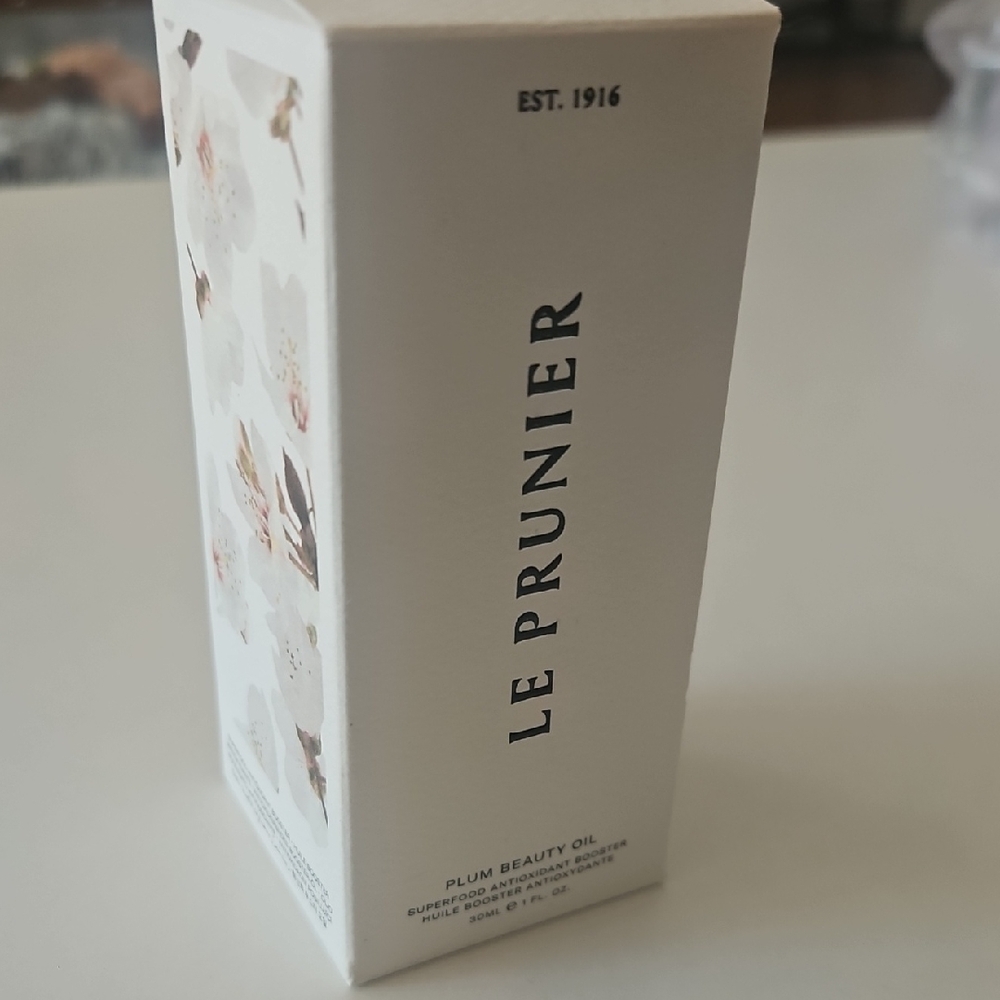 Plum Beauty Oil - White